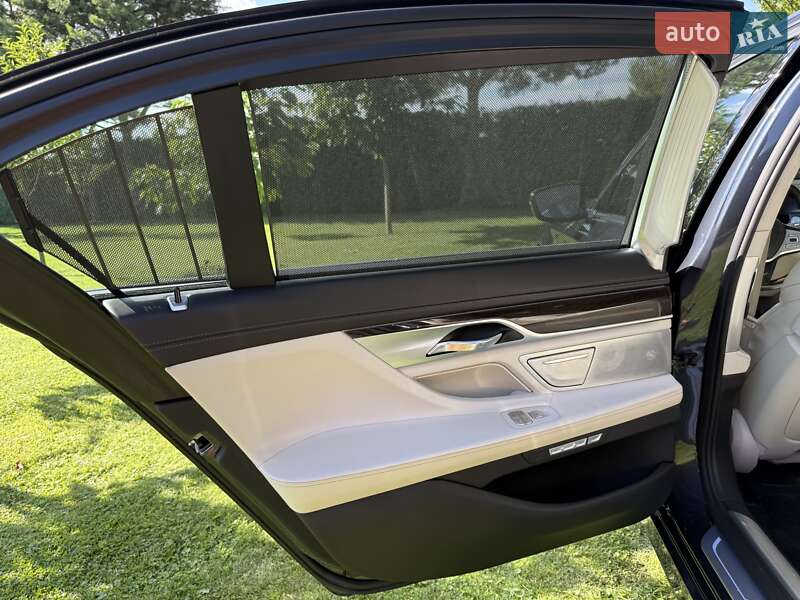 Седан BMW 7 Series 2015 в Львові фото 19 Седан BMW 7 Series 2015 в Львові