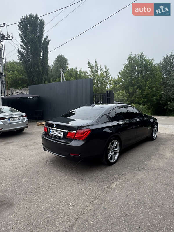 Седан BMW 7 Series 2009 в Бердичеве