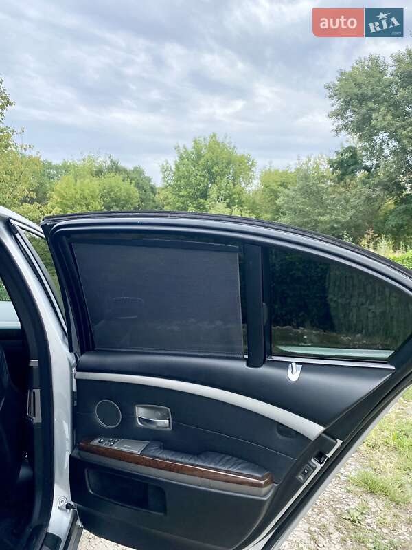 Седан BMW 7 Series 2002 в Черкасах