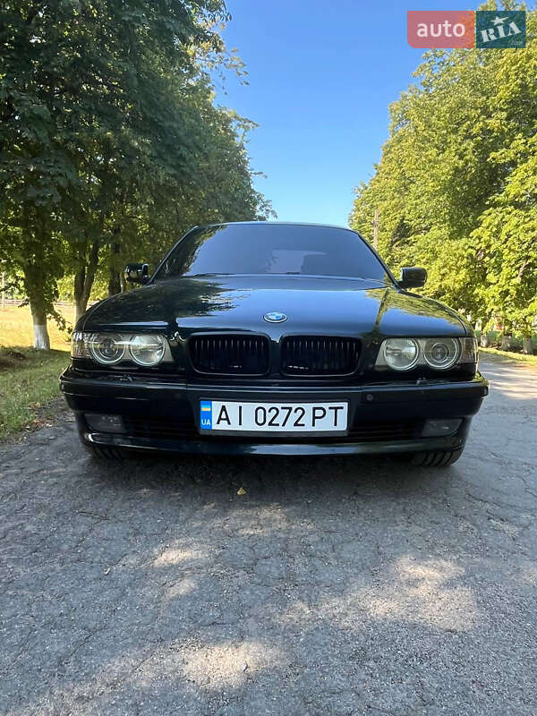 BMW 7 Series 2001