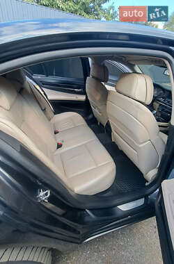 Седан BMW 7 Series 2009 в 