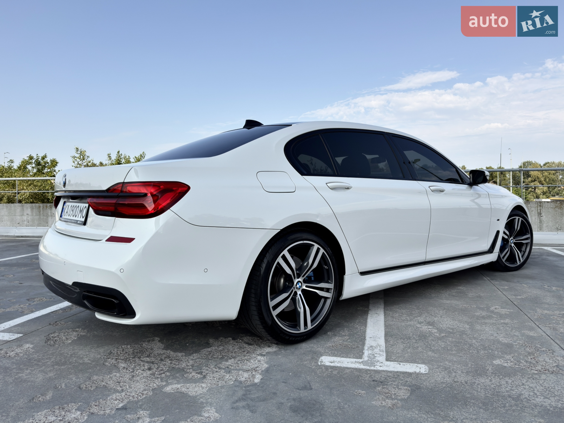 2015 BMW 7er - мініатюра 8