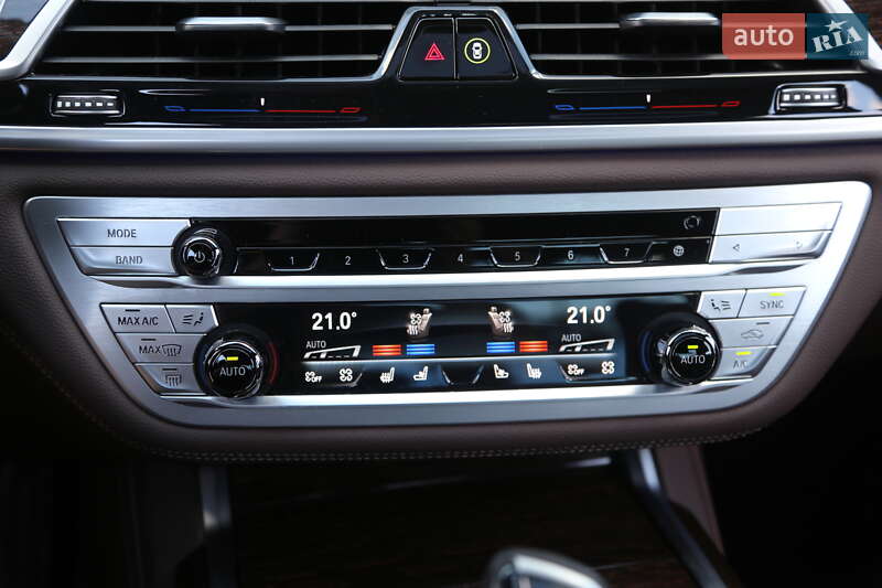 Седан BMW 7 Series 2020 в Києві