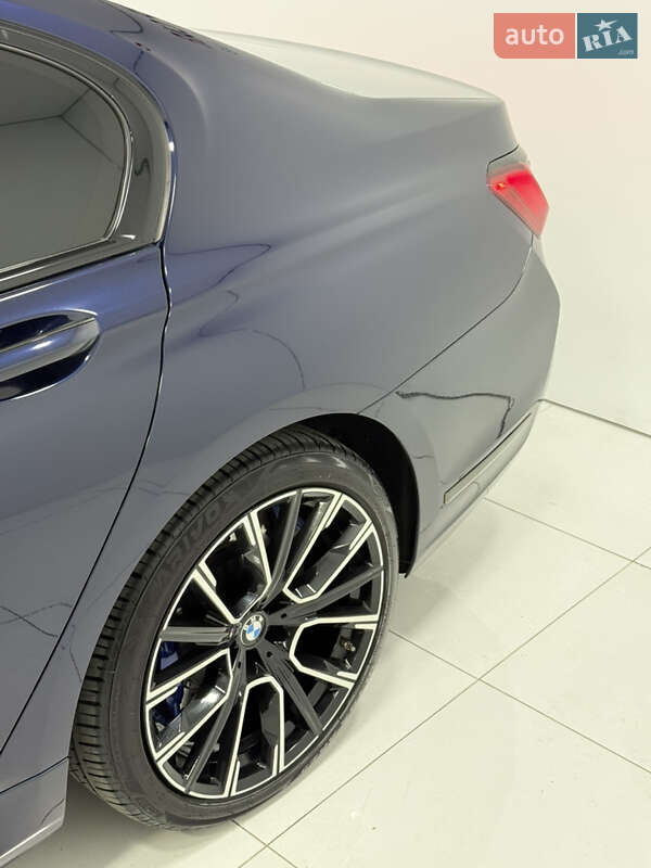 Седан BMW 7 Series 2019 в Одессе