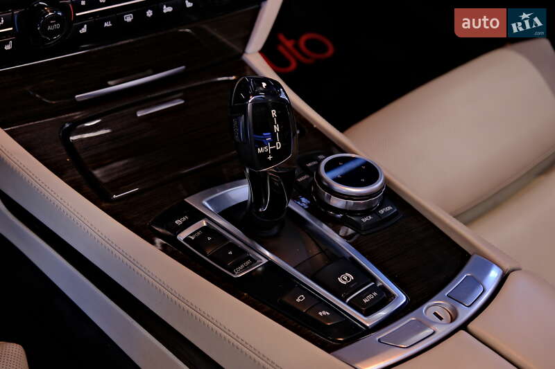 Седан BMW 7 Series 2012 в Одесі