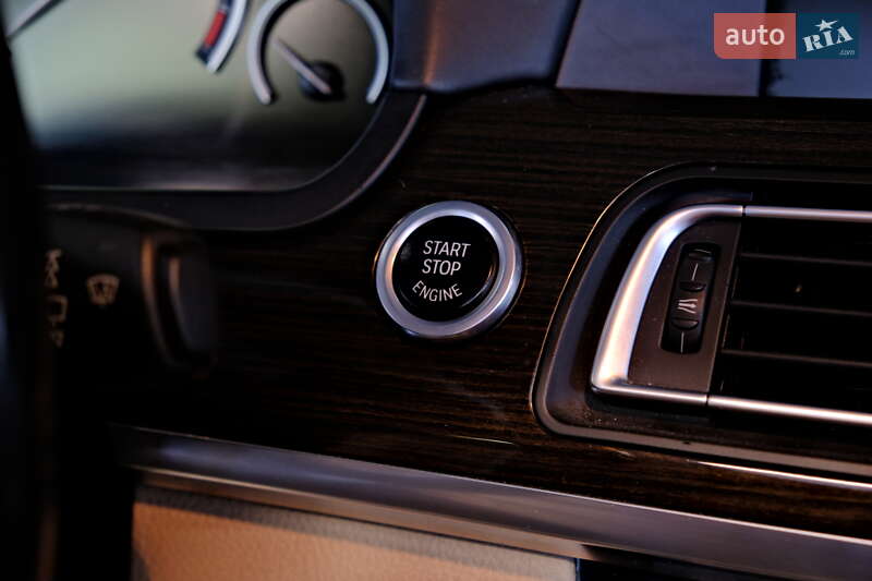 Седан BMW 7 Series 2012 в Одесі