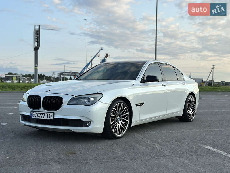BMW 7 Series 2011