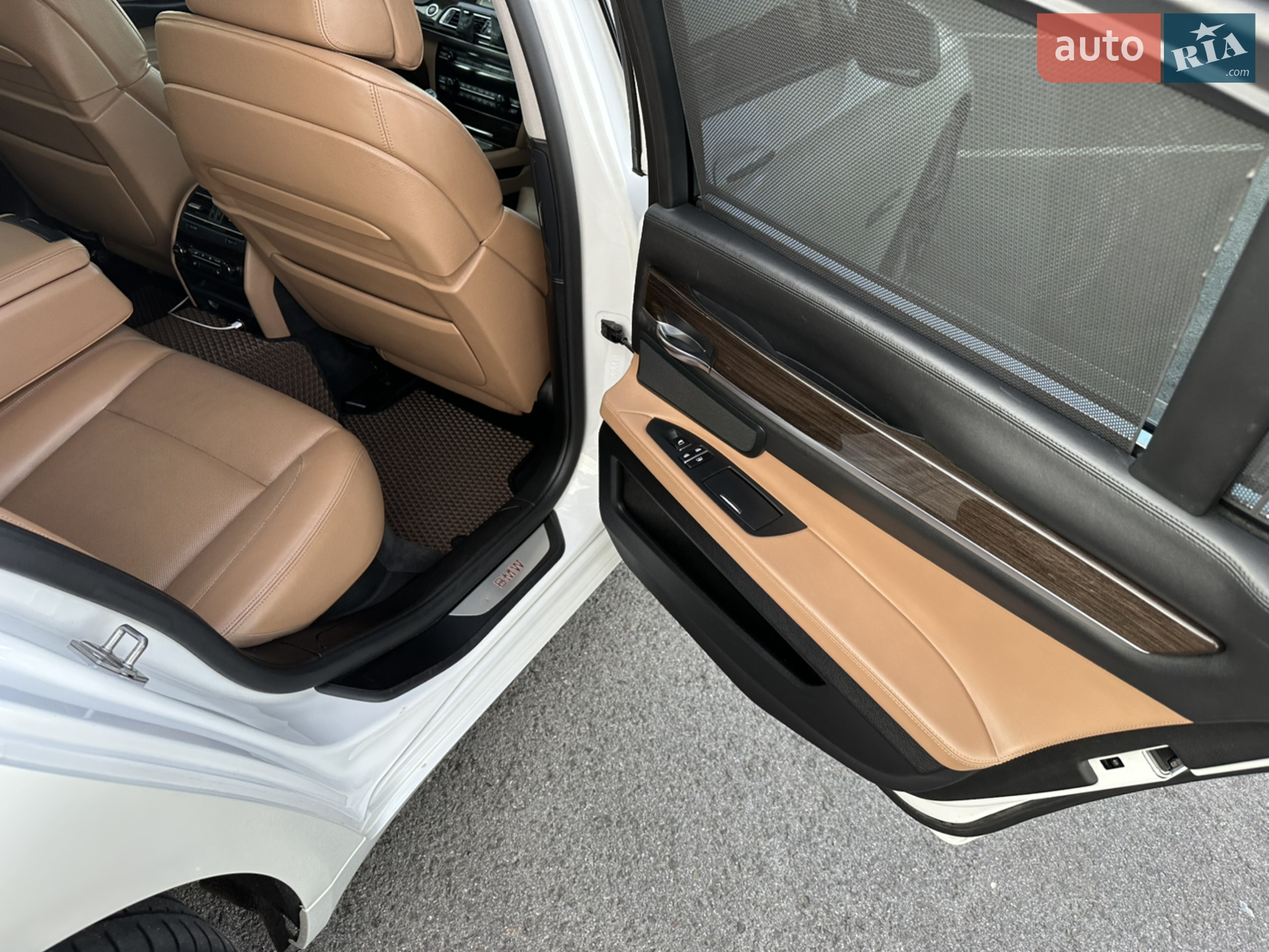 2011 BMW 7er - мініатюра 26
