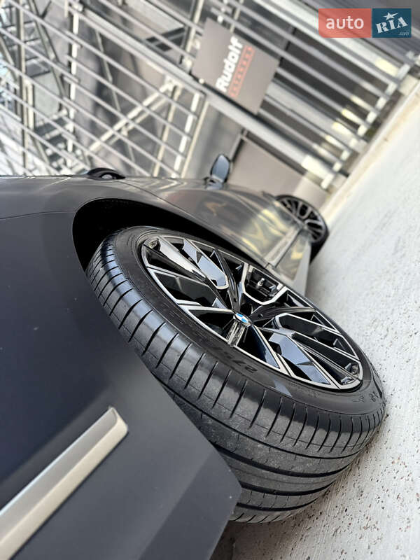 Седан BMW 7 Series 2021 в Киеве