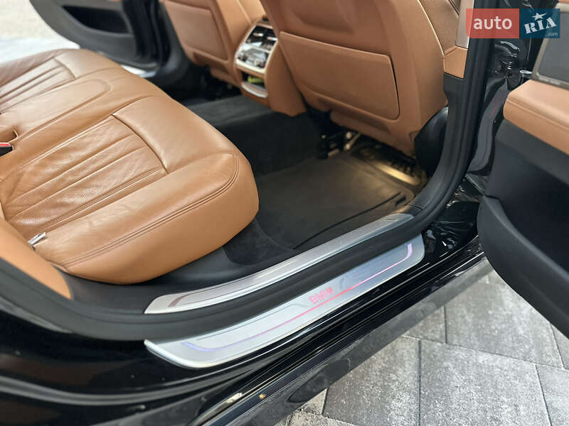 Седан BMW 7 Series 2016 в Виннице фото 50 Седан BMW 7 Series 2016 в Виннице