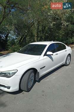 Седан BMW 7 Series 2009 в 