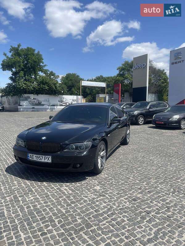 Седан BMW 7 Series 2007 в Днепре