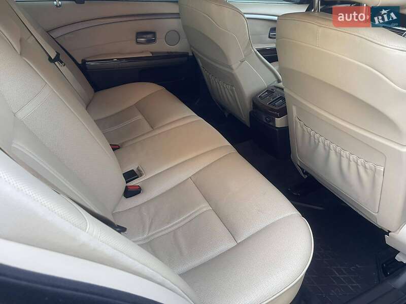 Седан BMW 7 Series 2007 в Днепре