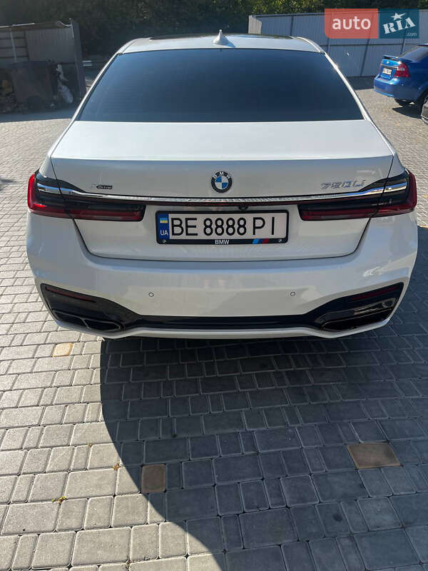 Седан BMW 7 Series 2015 в Первомайську фото 11 Седан BMW 7 Series 2015 в Первомайську