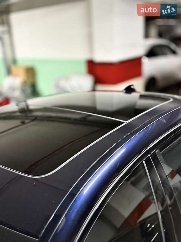 Седан BMW 7 Series 2016 в Киеве