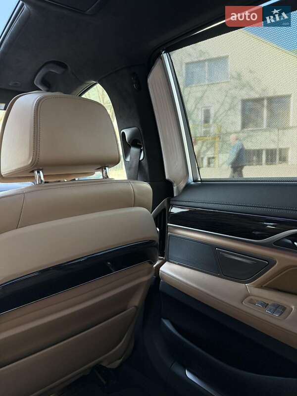 Седан BMW 7 Series 2016 в Киеве