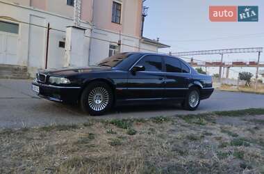 Седан BMW 7 Series 2000 в  фото 8 Седан BMW 7 Series 2000 в