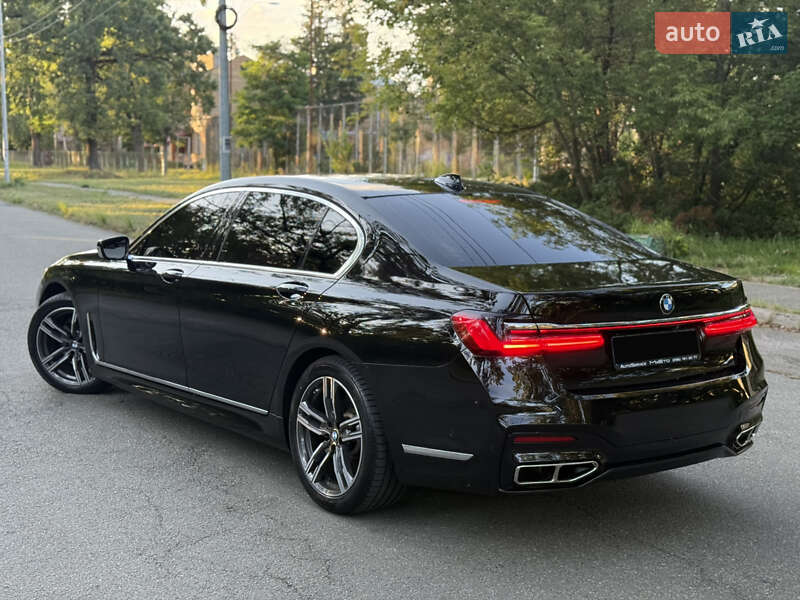 Седан BMW 7 Series 2020 в Києві фото 12 Седан BMW 7 Series 2020 в Києві