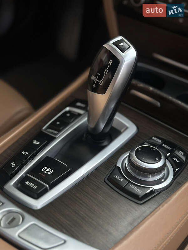 Седан BMW 7 Series 2012 в Богуславе фото 14 Седан BMW 7 Series 2012 в Богуславе