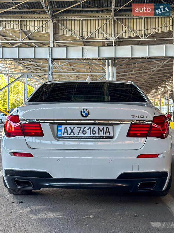 Седан BMW 7 Series 2013 в Харкові