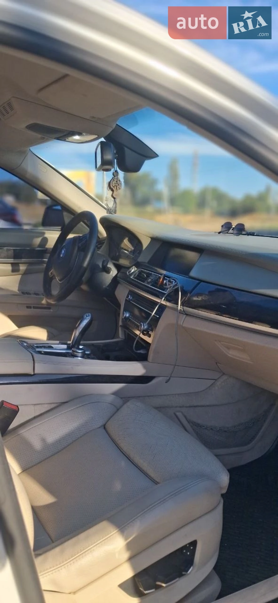 BMW 7 Series 2008 VIN WBAKB81030CY52094 фото оголошення 3 з 10