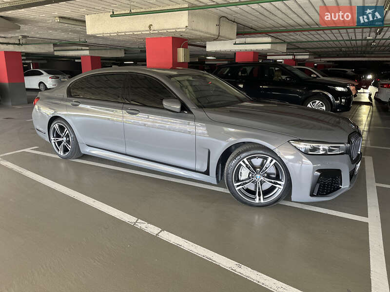 Седан BMW 7 Series 2017 в Киеве фото 9 Седан BMW 7 Series 2017 в Киеве