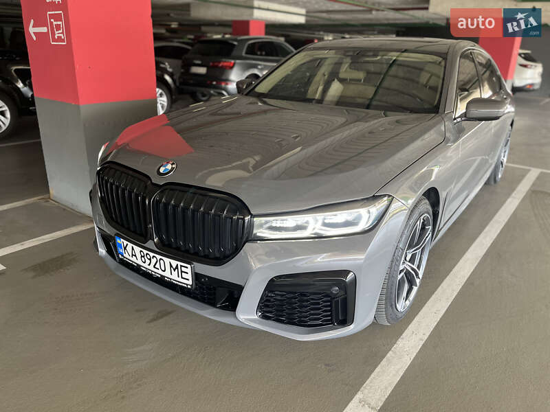 Седан BMW 7 Series 2017 в Киеве фото 25 Седан BMW 7 Series 2017 в Киеве