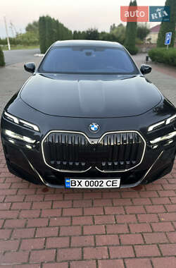 Седан BMW 7 Series 2024 в Шепетовке