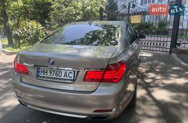 Седан BMW 7 Series 2011 в 