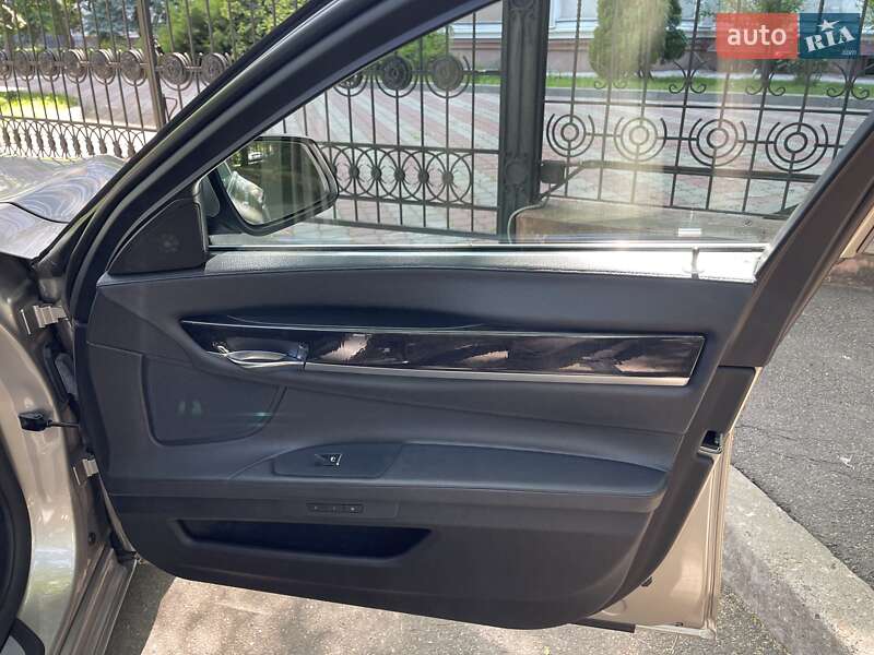 Седан BMW 7 Series 2011 в Одесі фото 33 Седан BMW 7 Series 2011 в Одесі