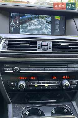 Седан BMW 7 Series 2011 в 