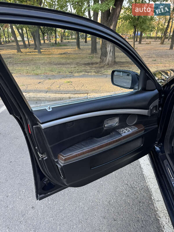Седан BMW 7 Series 2007 в Одессе