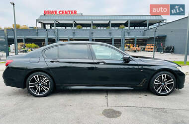Седан BMW 7 Series 2016 в 