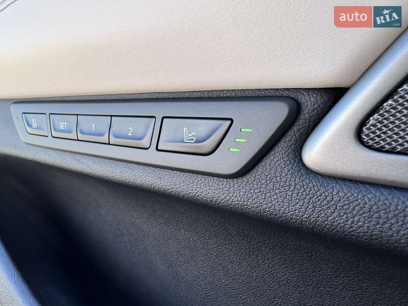 Седан BMW 7 Series 2019 в Киеве