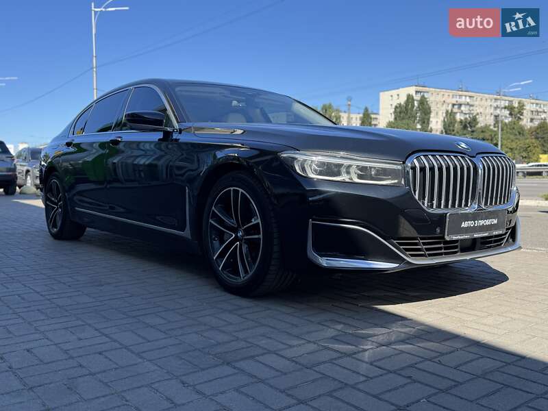 Седан BMW 7 Series 2019 в Киеве