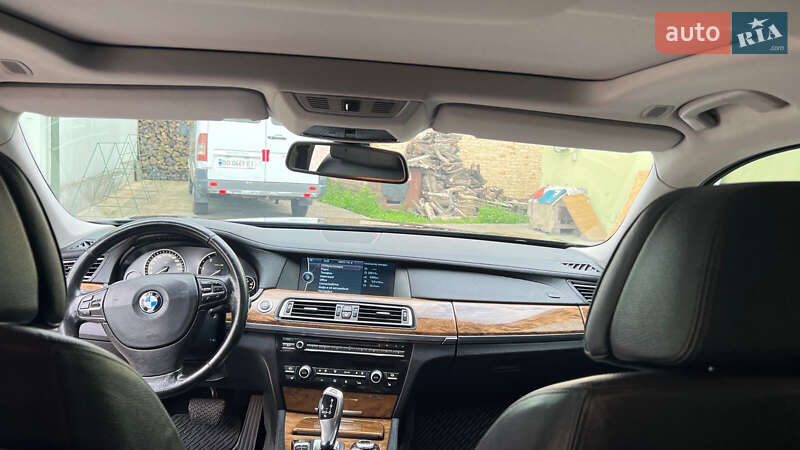Седан BMW 7 Series 2011 в Горохове