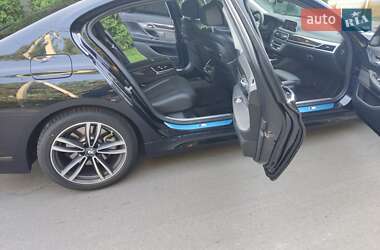 Седан BMW 7 Series 2022 в 