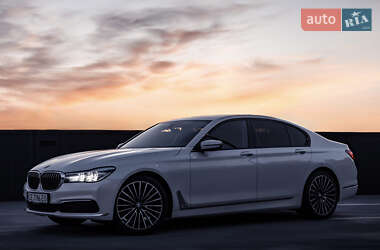 Седан BMW 7 Series 2016 в Киеве