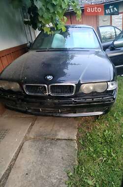 Седан BMW 7 Series 2000 в Стецевой