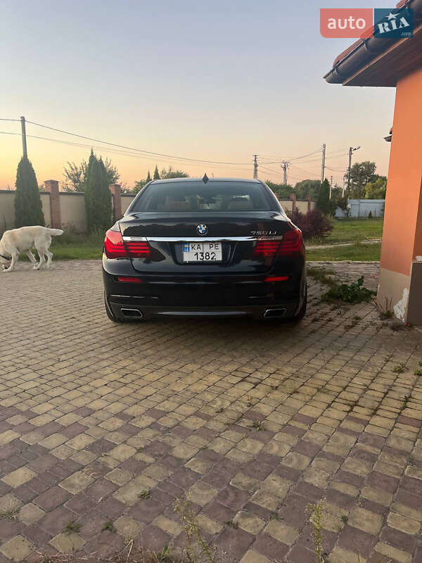Седан BMW 7 Series 2015 в Києві