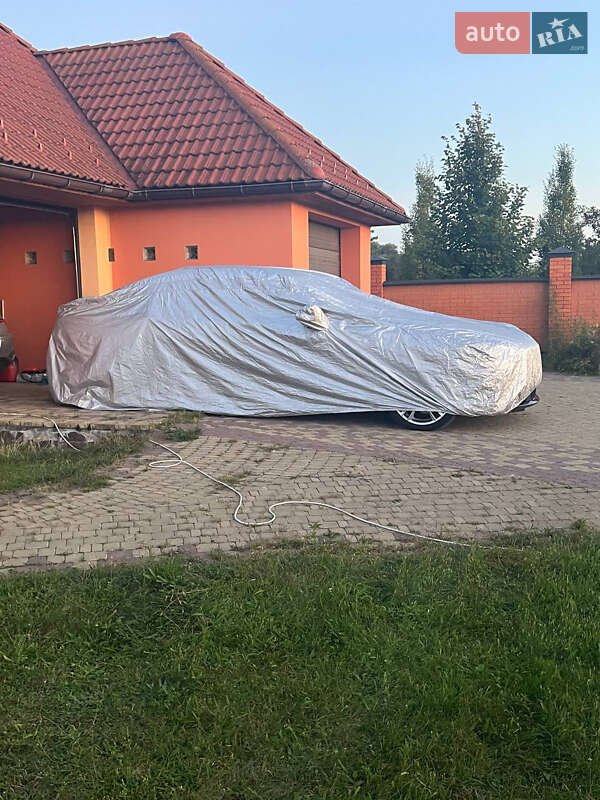 Седан BMW 7 Series 2015 в Києві