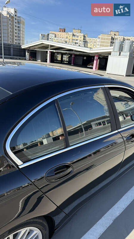 Седан BMW 7 Series 2003 в Киеве