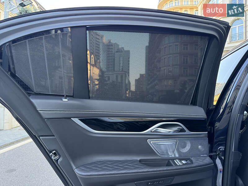 Седан BMW 7 Series 2019 в Киеве
