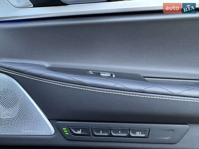 Седан BMW 7 Series 2019 в Киеве