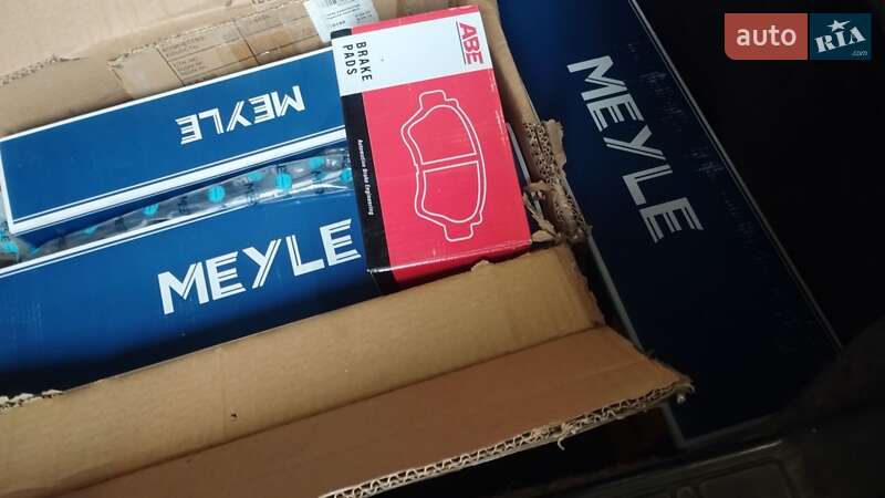 Седан BMW 7 Series 1989 в Кременце