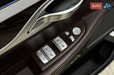 Седан BMW 7 Series 2016 в 