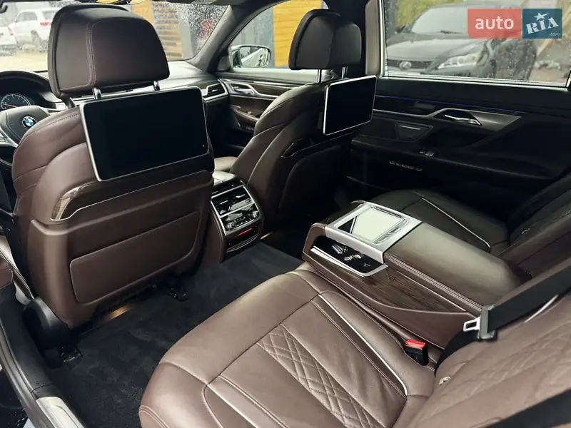 BMW 7 Series 2016 VIN WBA7F2101HG781294 фото оголошення 49 з 152
