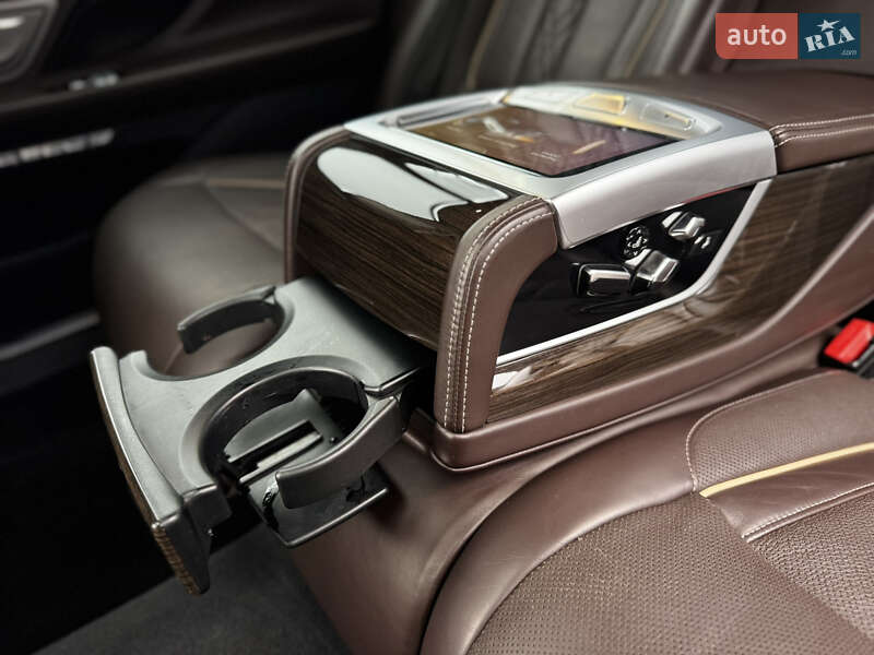 Седан BMW 7 Series 2016 в Житомирі фото 58 Седан BMW 7 Series 2016 в Житомирі