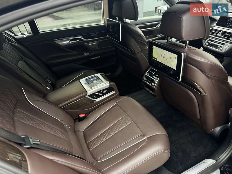 Седан BMW 7 Series 2016 в Житомирі фото 72 Седан BMW 7 Series 2016 в Житомирі