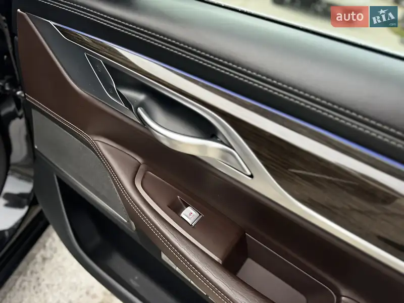 BMW 7 Series 2016 VIN WBA7F2101HG781294 фото оголошення 84 з 152
